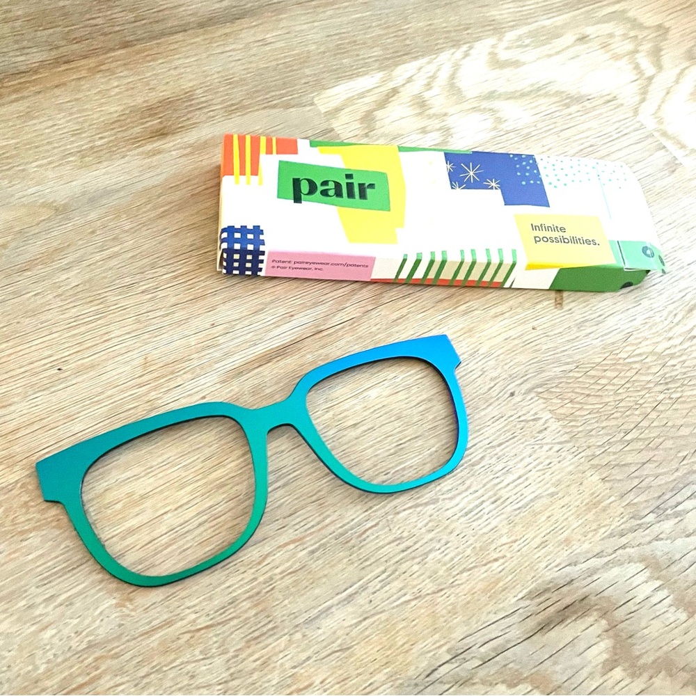 BNIB Pair Eyewear Peacock Ombré Top Frame